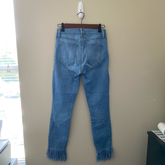 Women’s Gap Frayed Hem True Skinny Jeans In Light Indigo Size 26 - Picture 2 of 5